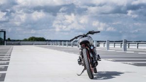 Suzuki gs550 cafe racer / boardtracker