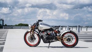 Suzuki gs550 cafe racer / boardtracker