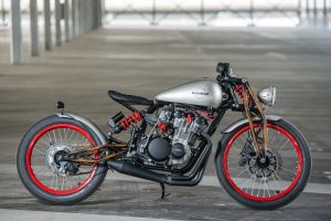 Suzuki gs550 cafe racer / boardtracker